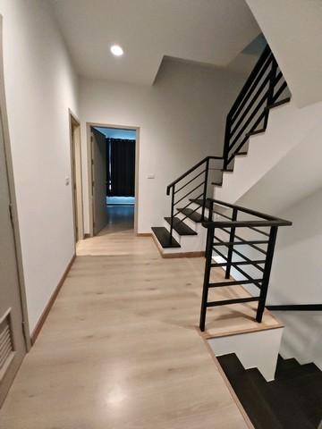 ให้เช่าทาวน์โฮม 3 ชั้น ม.พรีเมี่ยม เพลส พหลโยธิน-รามอินทรา บ้านใหม่ไม่เคยเข้าอยู่
