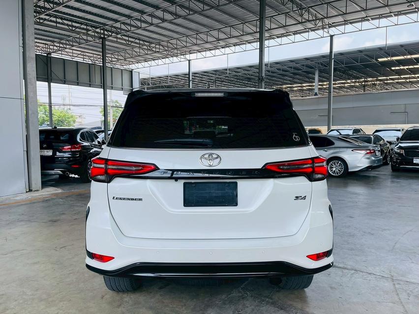 Toyota Fortuner 2.4 Legender 4WD ปี 23แท้ รูปย่อยที่ 4