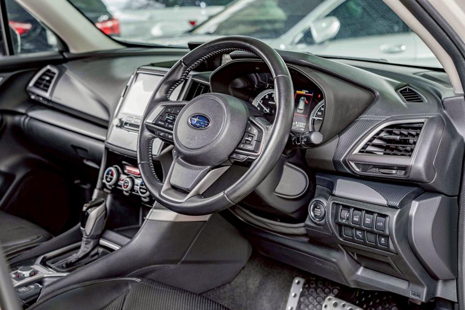 รหัสรถ NP6379 SUBARU FORESTER 2.0 I-S EYESIGHT 2019 13