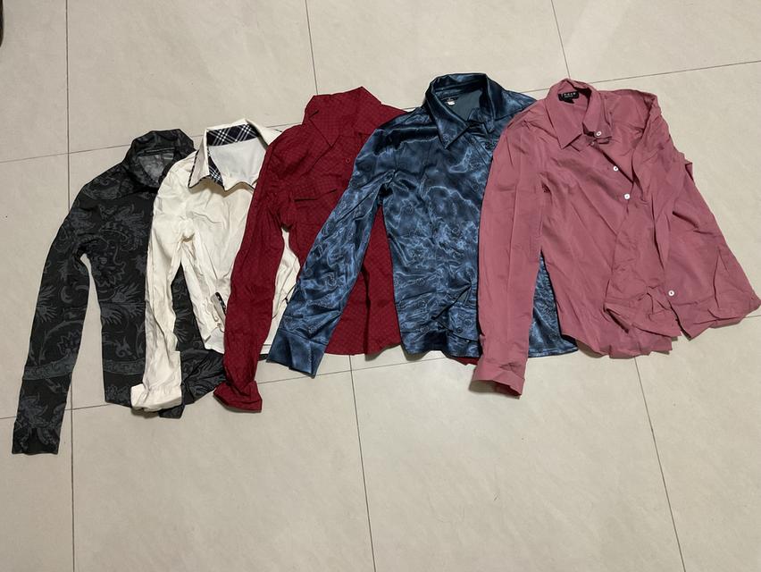 เสื้อผ้าแฟชั่นสตรี สภาพดี คละสีและแบบ size S/M