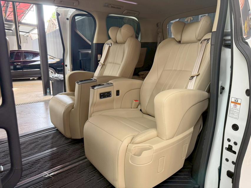 TOYOTA ALPHARD 2.5 HYBRID E-FOUR ปี 2016 รูปที่ 14