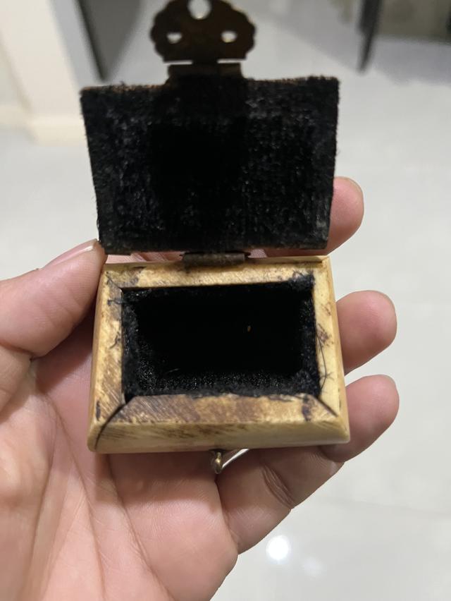 ตลับใส่ของจิ๋ว ตัวล็อคทองเหลือง รูปที่ 2