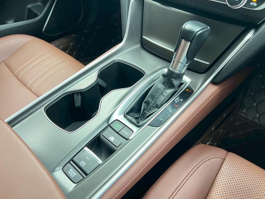 Honda #Accord 2.0 eHEV TECH ปี 2022 สีขาวมุก Top Sunroof ไมล์ 20,000 กม. 6