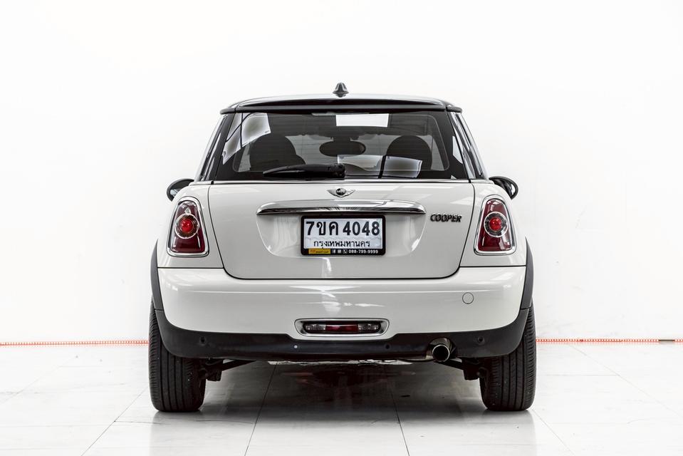 MINI COOPER 1.6 RHD SUNROOF (R56) 2011 7