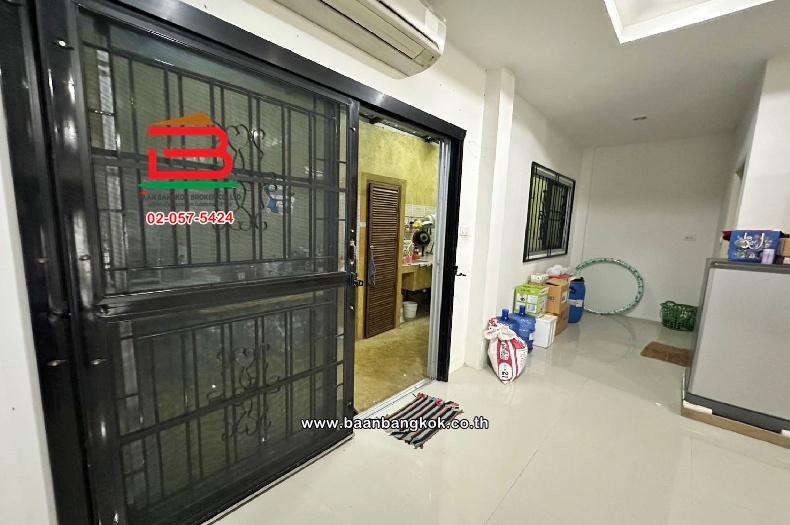 ทาวน์โฮม โครงการ ราชพฤกษ์ สุวรรณภูมิ-ลาดกระบัง เนื้อที่ 22.5 ตารางวา ซอยฉลองกรุง 61 แขวงลำปลาทิว เขตลาดกระบัง กรุงเทพมหานคร 6