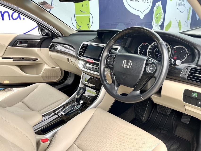 HONDA ACCORD 2.0 EL ปี 2016  8