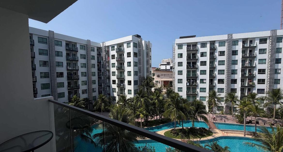 ขายด่วนคอนโด 2 ห้องนอน ใกล้หาดจอมเทียน พัทยา 1