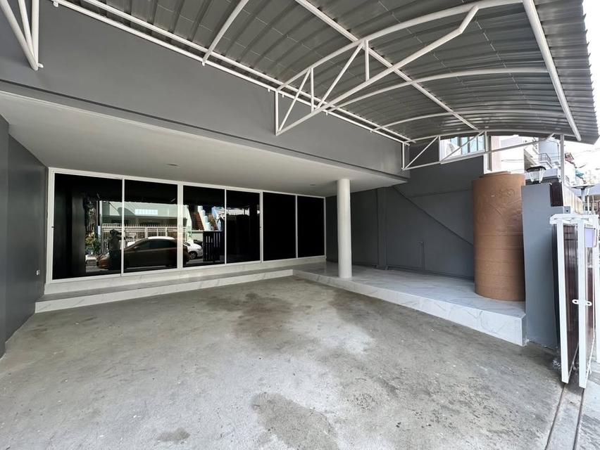 ให้เช่า โฮมออฟฟิศ 4 ชั้น สไตล์เรียบหรูโมเดิร์น 350 ตร.ม. ลาดพร้าว 80 - เหม่งจ๋าย จดทะเบียนบริษัทได้ พร้อมอยู่ทันที 11