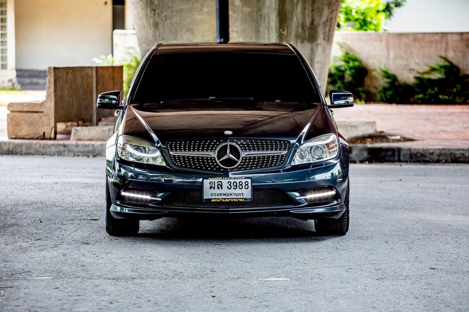 Benz C250 ปี 2013 สีรถสวย สภาพดีมากๆ  2