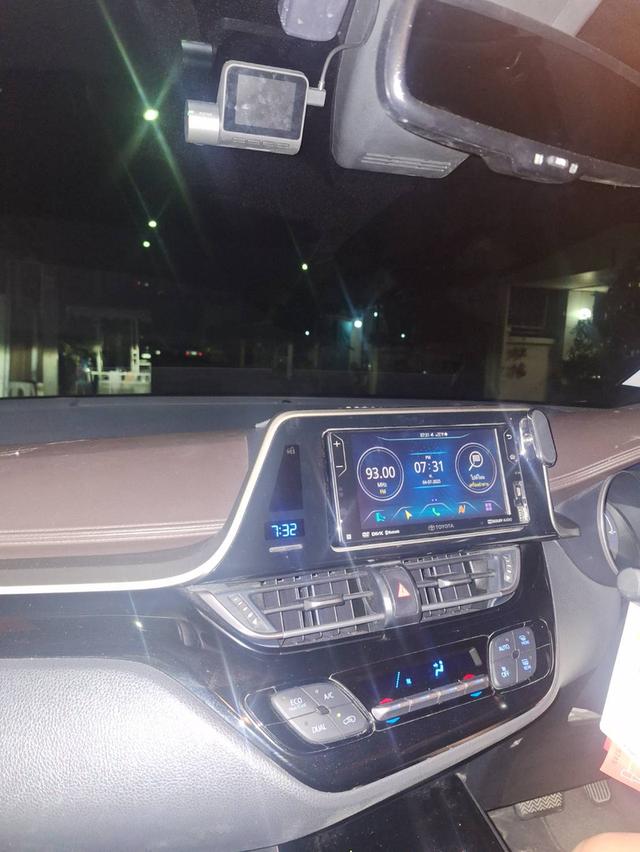 445,000 ขายด่วน Toyata C-HR 1.8 Hybrid ต่อรองได้