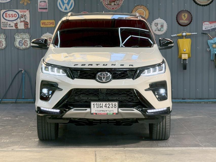 TOYOTA FORTUNER 2.8 V 4WD ปี 2016 รูปที่ 2