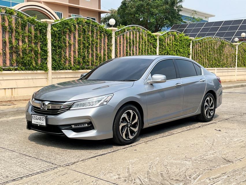 HONDA ACCORD 2.0 EL (MNC) ปี 2018 สภาพนางฟ้า