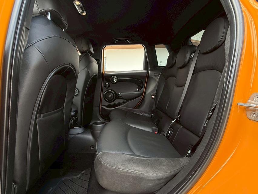 2015 Mini COOPER S, 2.0 F55 S 5-Door Hatchback สีเหลืองสวยจัด สีเหลืองยอดนิยม รูปที่ 11