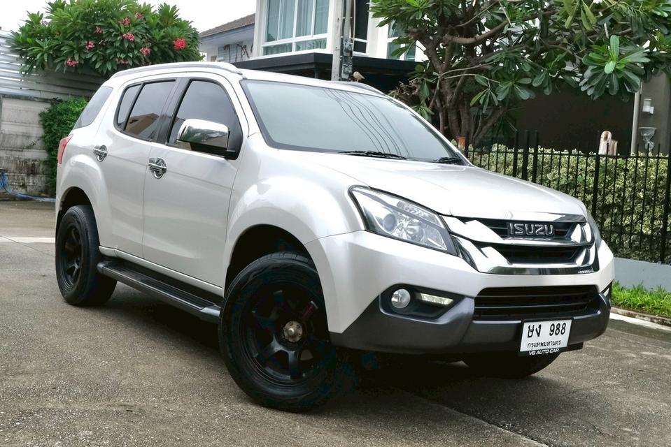isuzu mu-x 3..0 ขับ4 3