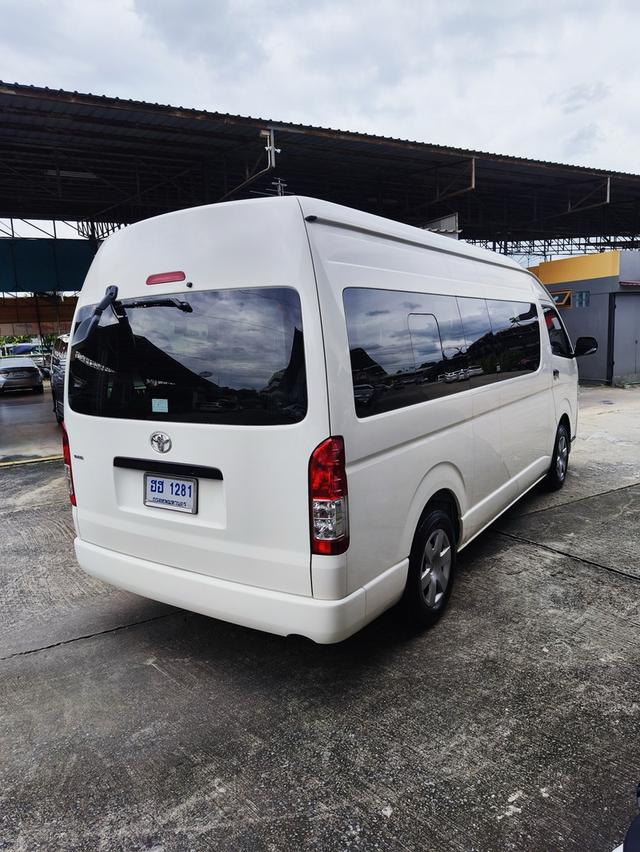 TOYOTA COMMUTER 3.0 2019