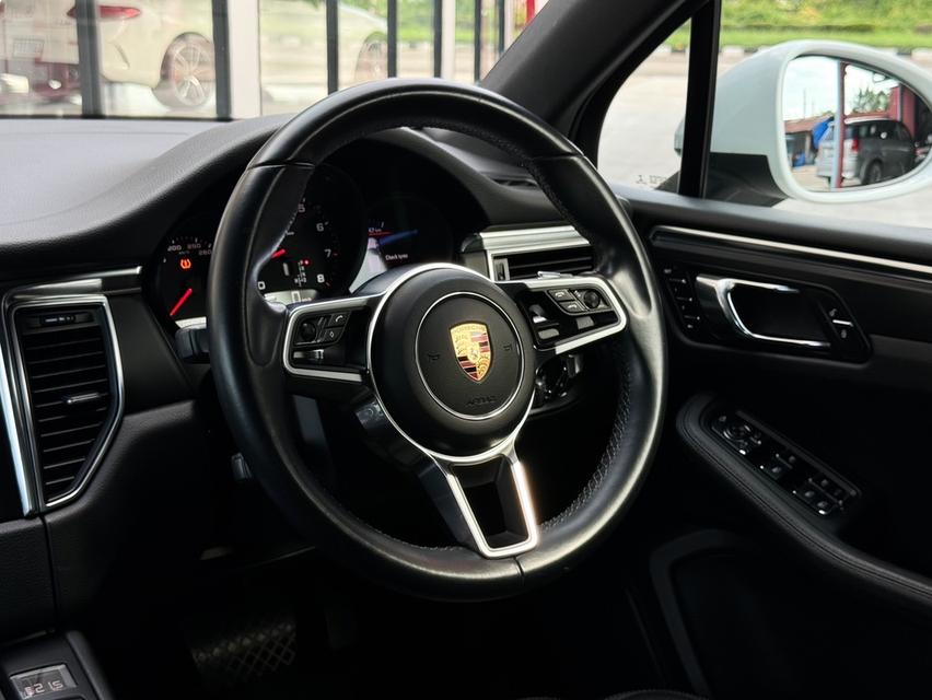รหัสรถ MCA6666 2016 PORSCHE MACAN 2.0 PDK 7