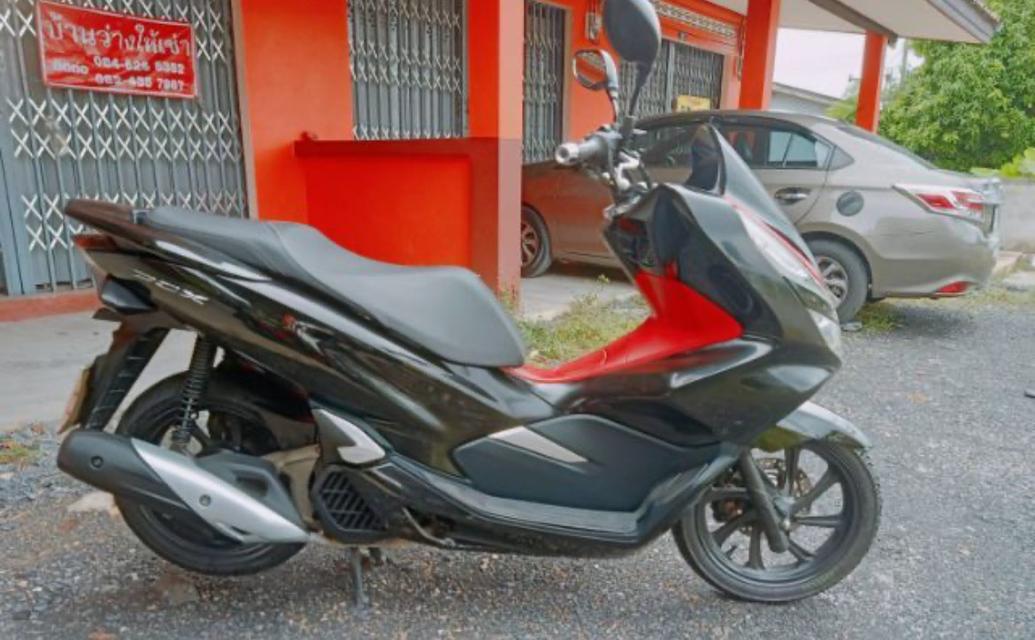 Honda PCX 150 ชุดสีดำ 2