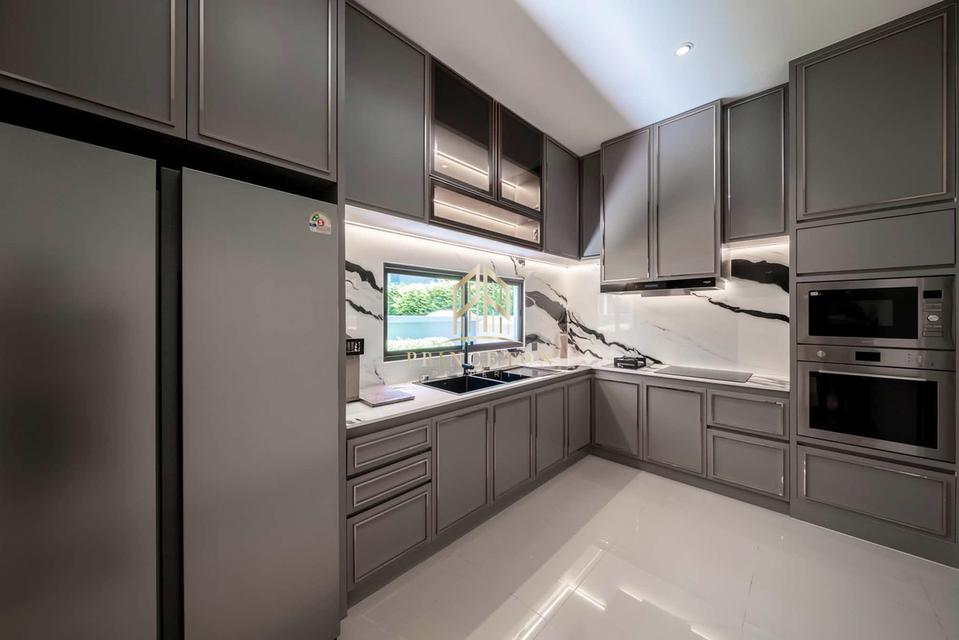 Grand Bangkok Boulevard Rama 9 – Krungthep Kreetha 6