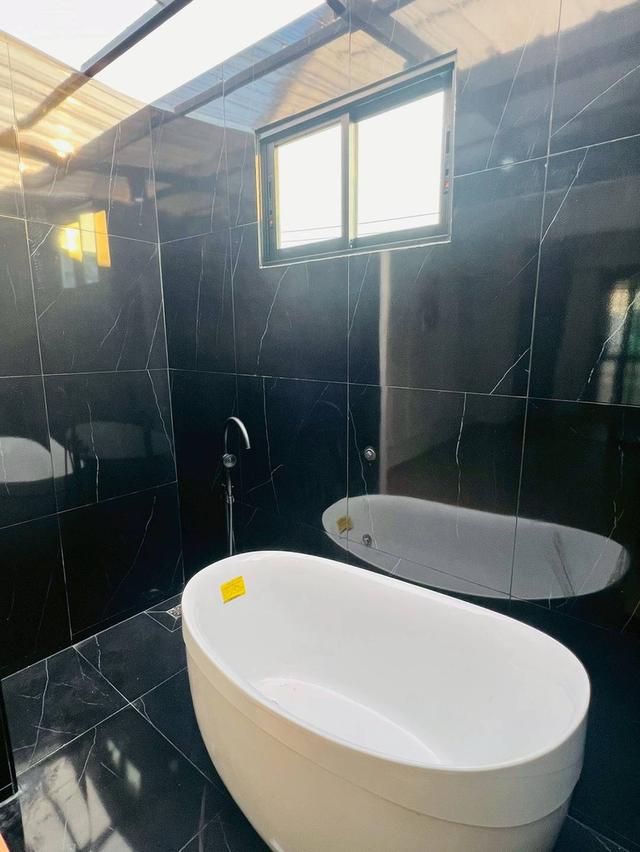 หมู่บ้านวรารักษ์ รังสิตคลอง3 18