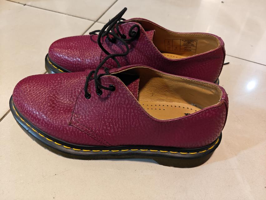 รองเท้าDr. Martens (ด็อกเตอร์ มาร์ตินส์) รุ่นคลาสสิกทรงอ็อกซ์ฟอร์ด 3 ตาไก่ (3-Eye Oxford Shoes) รหัส 1461