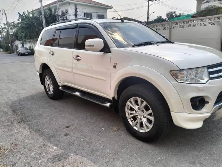 รีบขาย MITSUBISHI PAJERO 1