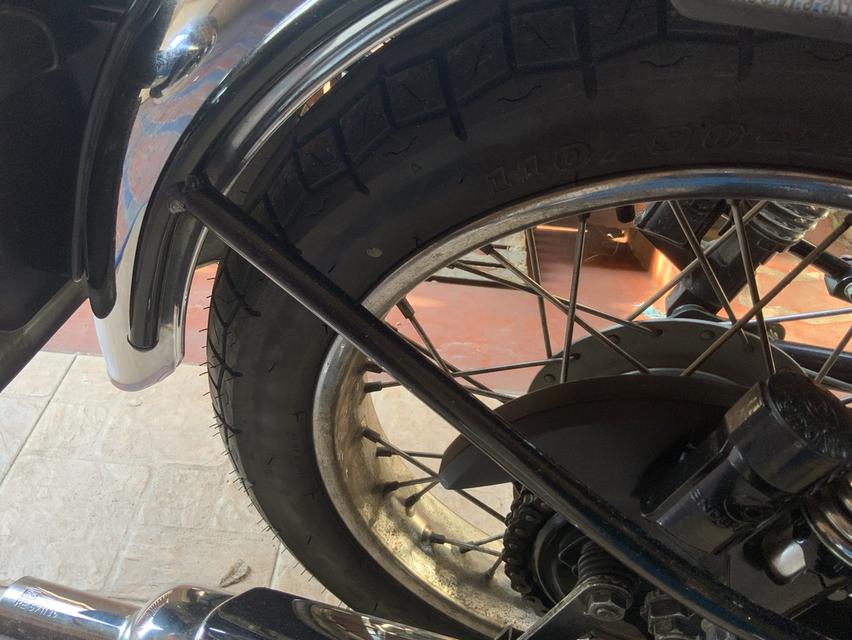 มอเตอร์ไซค์Royal Enfield classic500 สภาพดีเครื่องแน่น สตาร์ทติดง่าย