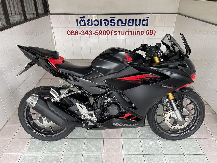 CBR150R ABS สภาพซื้อจอด ใช้งานน้อย มีรับประกัน เครื่องดี ศูนย์ดี ชุดสีสวย รถมือเดียว เอกสารครบ วิ่ง6000 กลางปี66 3