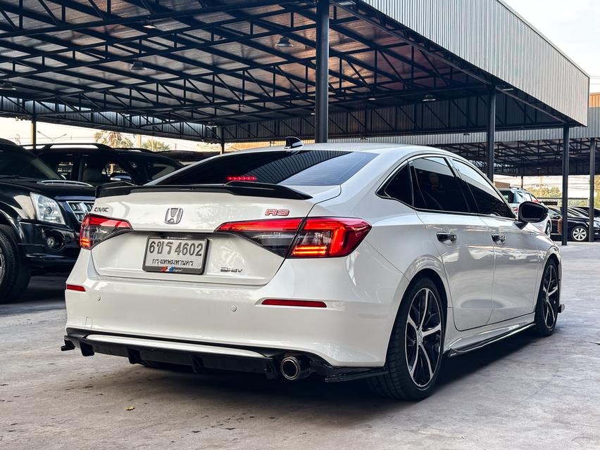 ขายรถ Honda Civic FE 2.0RS eHEV Sedan ปี 2023 สีขาว เกียร์ออโต้ รูปที่ 5