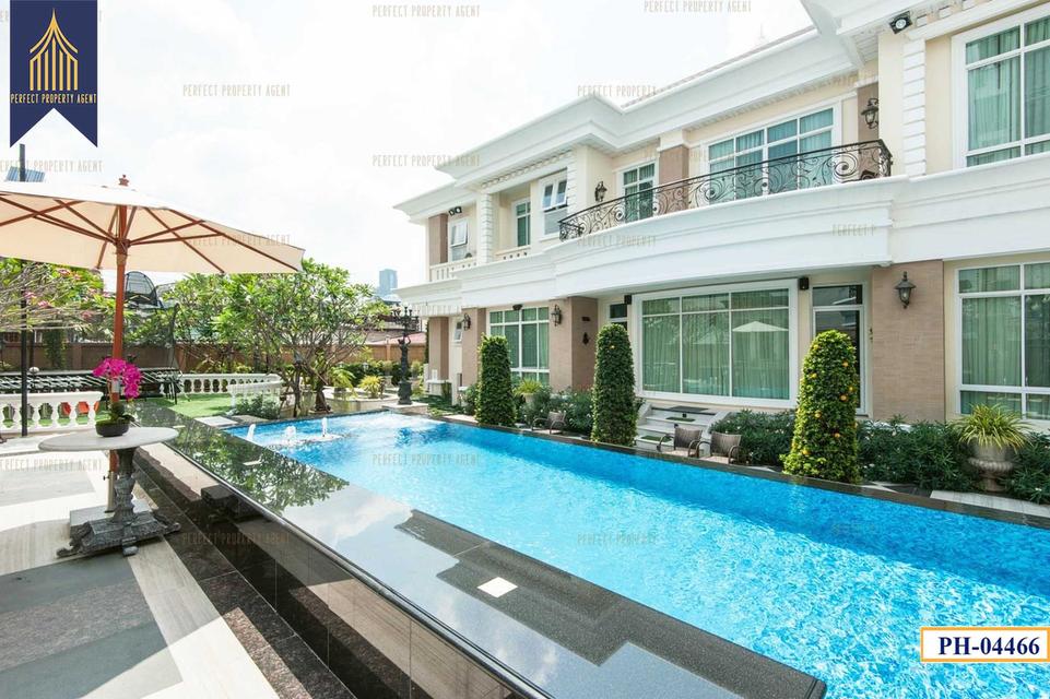 ขายคฤหาสน์ใจกลางเมืองพร้อมอยู่ ดินแดง 9