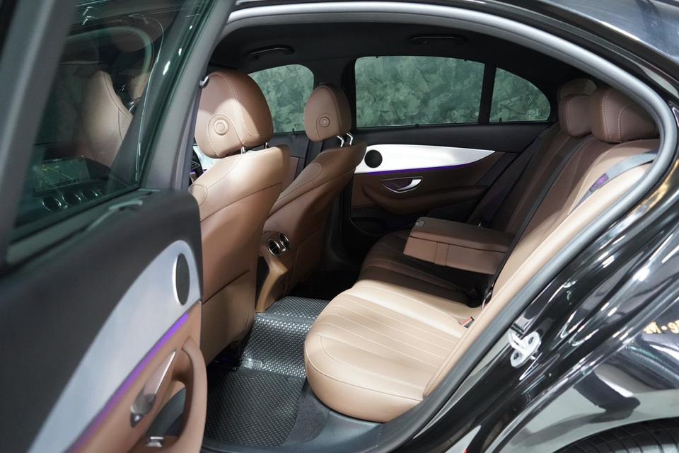 รหัสรถ JRS6833 Mercedes Benz 300e ปี 2022 11