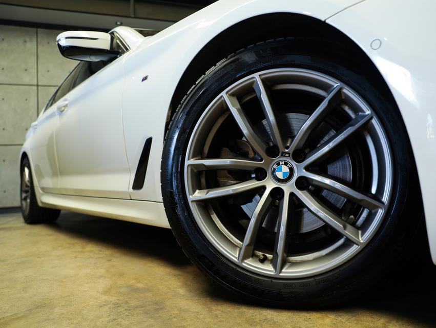 2020 BMW 520d 2.0 G30 (ปี 17-22) M Sport Sedan AT รูปย่อยที่ 4