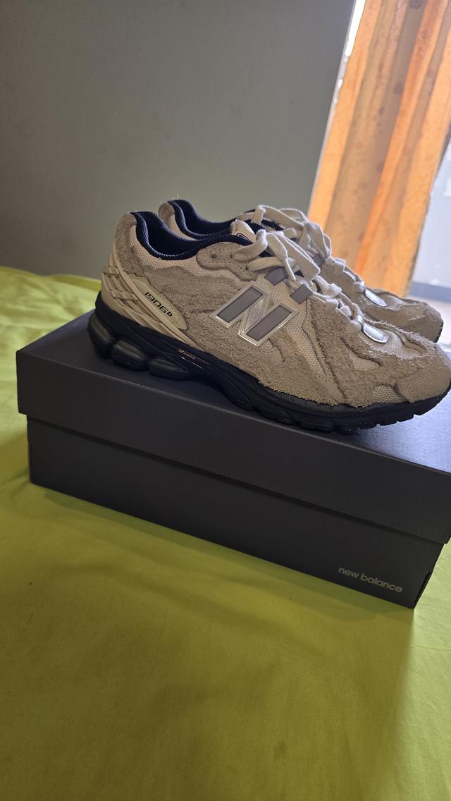 รองเท้า New Balance 1906DB