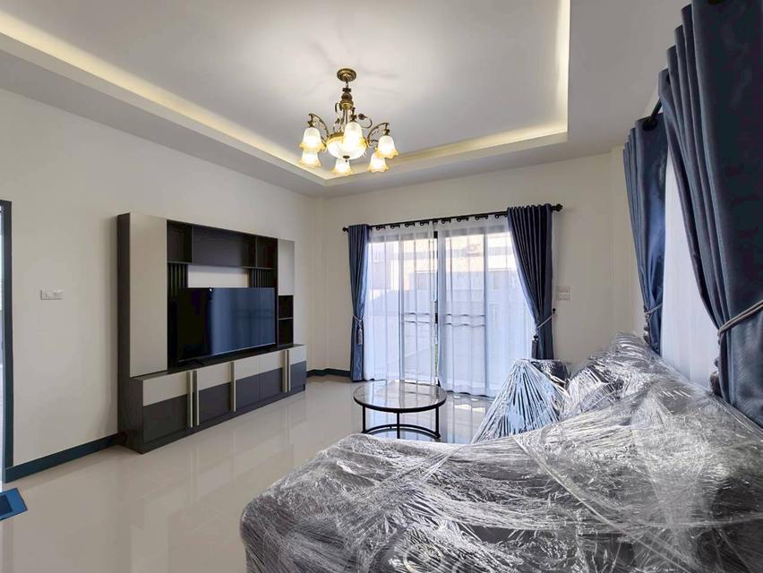 🏡 บ้านเดี่ยวหลังใหญ่ 304 ตร.ม. ทำเลรวมโชค ใกล้ รร.ต้นกล้า เพียง 1.5 กม. Spacious 4-Bedroom House - 304 sq.m., 3 mins to Tonkla School & Ruamchok 10