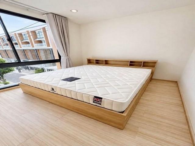 ให้เช่าทาวน์โฮม 3.5 ชั้น หลังมุม หมู่บ้าน ชิเซน ซอยพัฒนาการ 32 ใกล้ โรงเรียนนานาชาติ 10