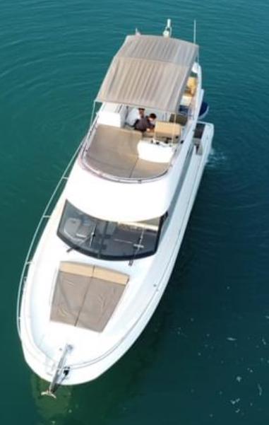 NICE YACHT PRESTIGE 450 FLYBRIDGE-2 CABINS