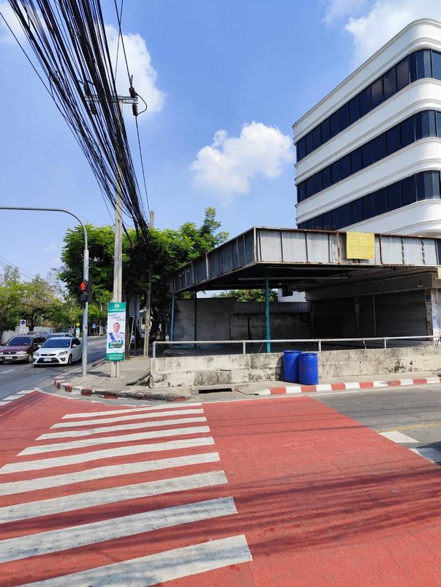 ให้เช่า อาคารพาณิชย์ 5ชั้น มีดาดฟ้า  อยู่ใกล้ๆสวนหลวง ร9 ประเวศ กทม  เหมาะทำเป็น โชว์รูม ,โฮมออฟฟิศ หรืออื่นๆ 13