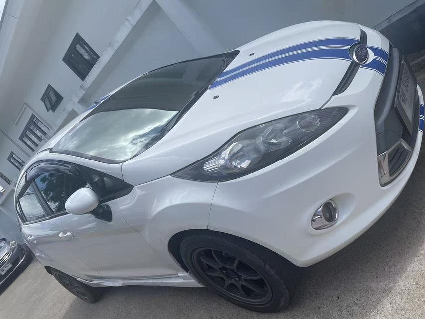 รถยนต์ Ford Fiesta มือสอง