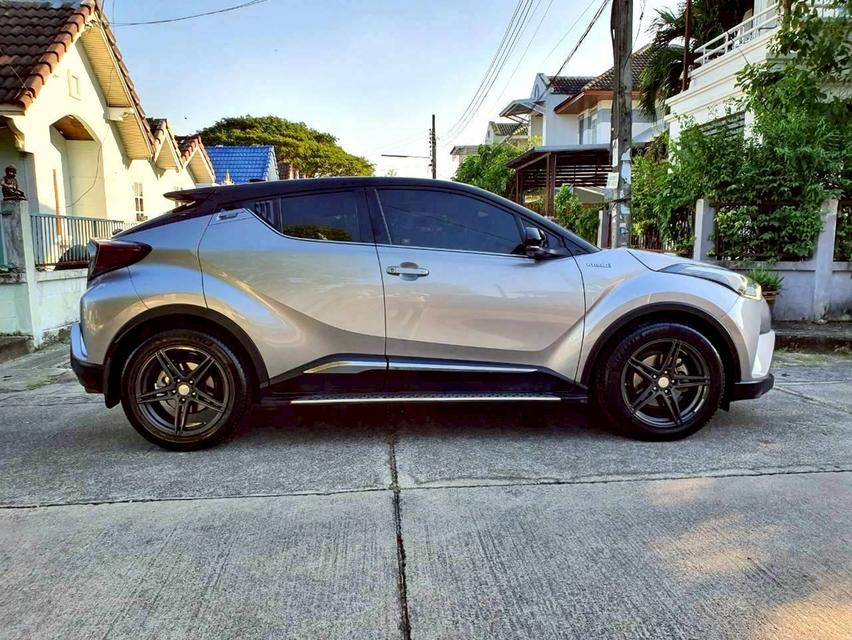 #TOYOTA C-HR 1.8 HYBRID HIGH ปี 2018 สีเทา-ดำ เกียร์ AT #รถมือเดียว #มีประกันภัยชั้น1 #รถเข้าศูนย์ตลอด 🌟 ราคา 449,000 บาท 🌟 เครดิตดีฟรีดา รูปที่ 6