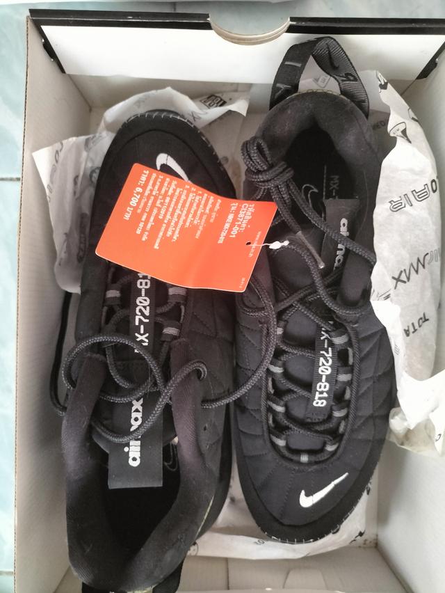 รองเท้า NIKE MX-720-818