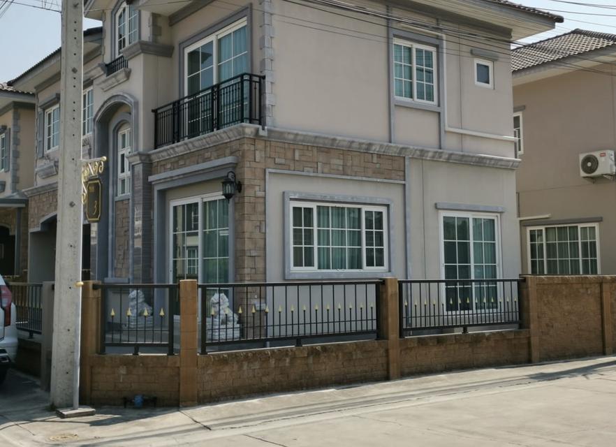 ✨ ขายบ้านสวย ทำเลดี หมู่บ้านโกลเด้น นีโอ 3 พระราม 2 ✨ พื้นที่ 40.5 ตร.วา | 4 ห้องนอน | 4 ห้องน้ำ | พร้อมที่จอดรถ 2 คัน บ้านสภาพดี พร้อมเข้าอยู่ได้ทันท 2