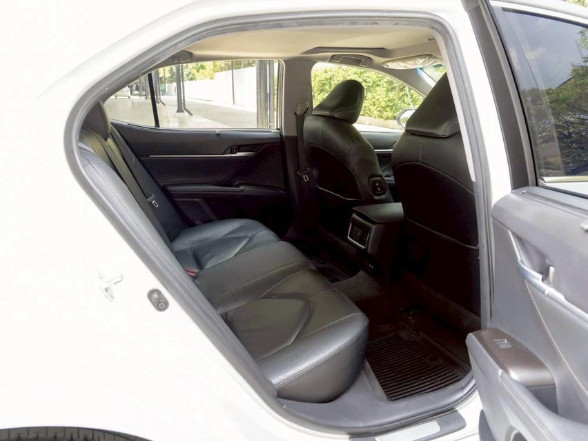 Toyota Camry 2.5Premium ปี22 รูปที่ 14