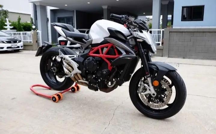 2020 MV Agusta Brutale 800 2