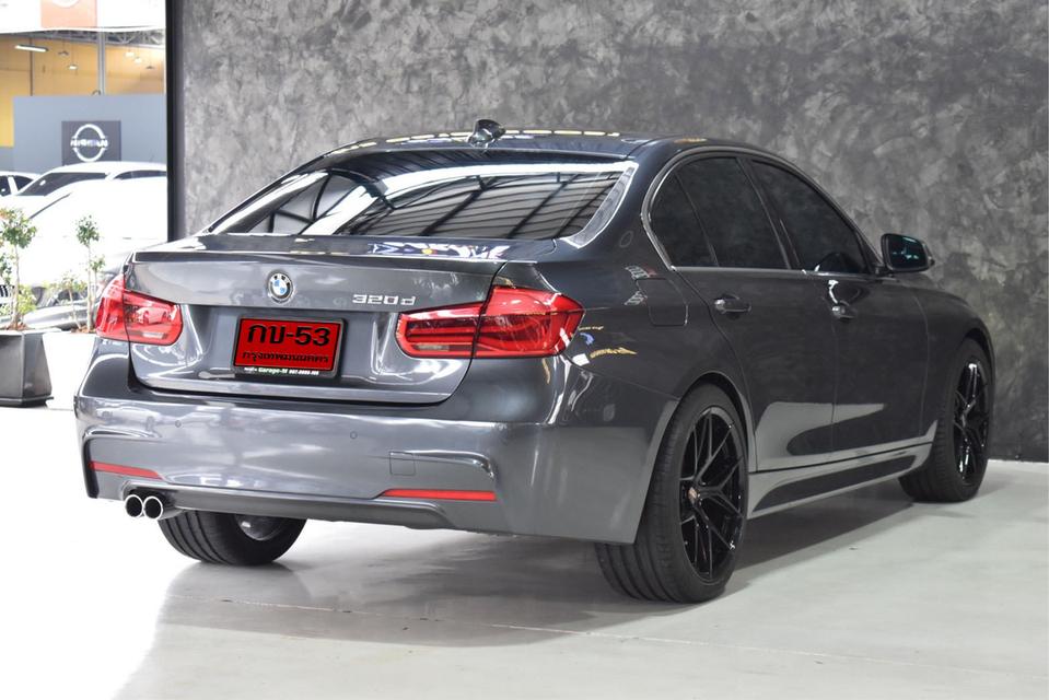 รหัสรถ JRS4567 BMW 320d F30 ดีเซล LCI ปี 2018
