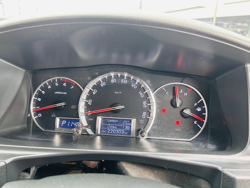 Toyota Ventury 2.7 g รูปที่ 19