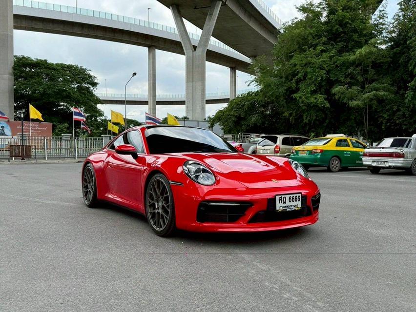 Porsche 911 Carrera S ปี 2020 (992)