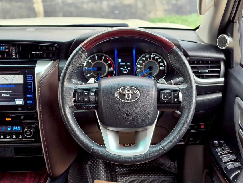 TOYOTA FORTUNER 2.4V RWD ปี2019 จดปี 2020 รูปที่ 17