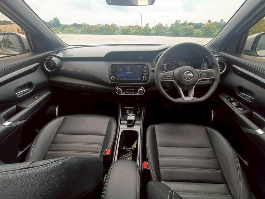 NISSAN Kicks Wagon 4dr V FWD 1.2i Y22 (mnc)สีเทา ออโต้ รถสวยรถบ้านสภาพป้ายแดง 12