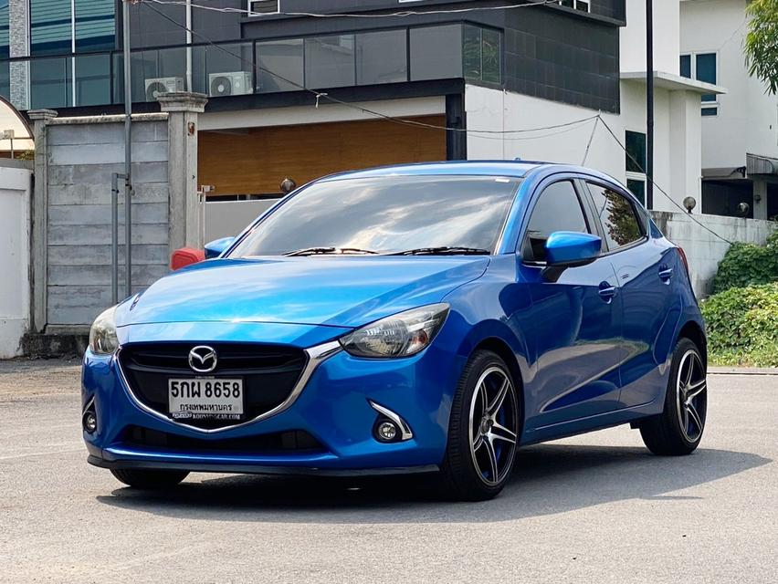 Mazda2 1.3 Standard Hatchback ปี 2015 วิ่ง 129,xxx km