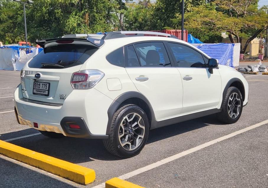 ขาย SUBARU XV สีขาว ปี 2016 รถมือสอง 3