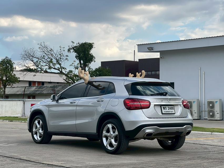 รหัสรถ NCT144 📌Mercedes Benz GLA200 1.6 Urban Facelift 2018 7